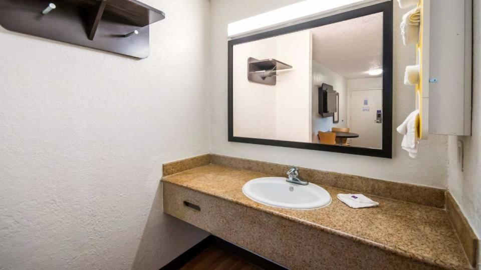 Motel 6 Houston, Tx Fm 1960 Bammel Exteriör bild